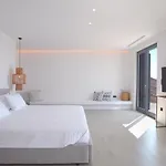 Villa Tourmaline *
